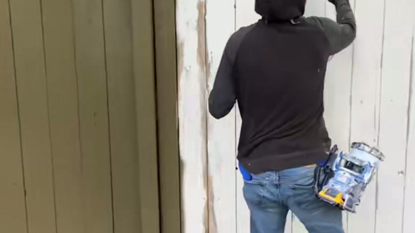 Exterior  painting jobs calgary